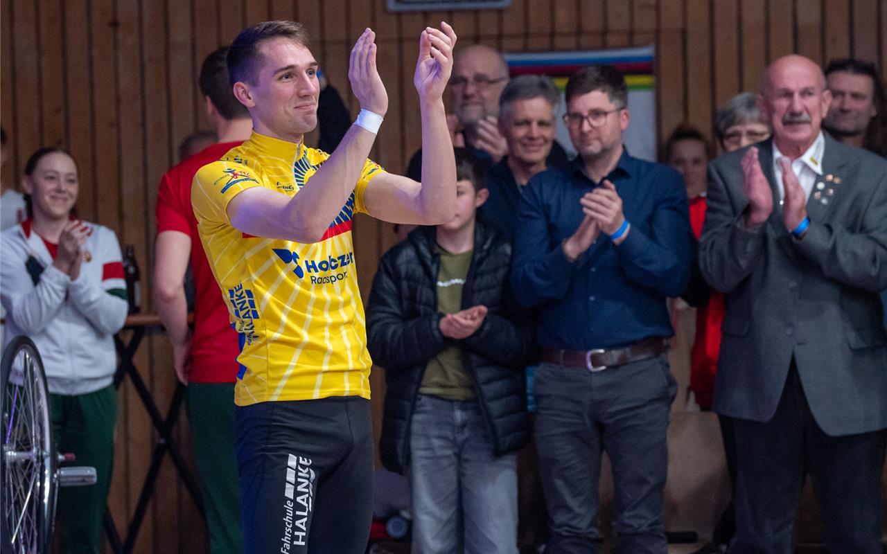 Nebringen, Hermann-Wolf-Halle, Kunstradfahren-Weltcup, Abschiedsvorstellung von ...