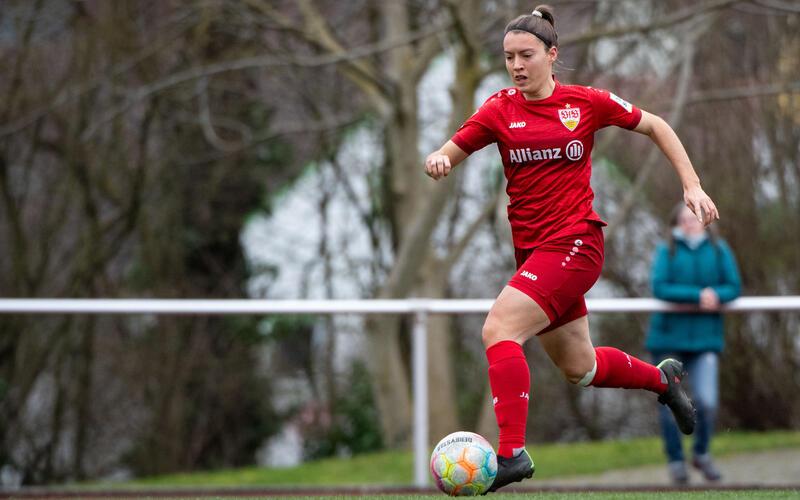 Neuzugang Teresa Böpple kennt das Herrenberger Volksbank-Stadion. 2024 trat die Stürmerin hier in der Oberliga mit dem VfB Stuttgart gegen den VfL Herrenberg an. GB-Foto: Eibner/Memmler