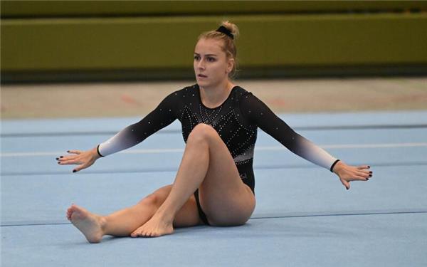 Nicht nur am Boden zeigte Chiara Vees eine starke Leistung. GB-Foto: Schittenhelm
