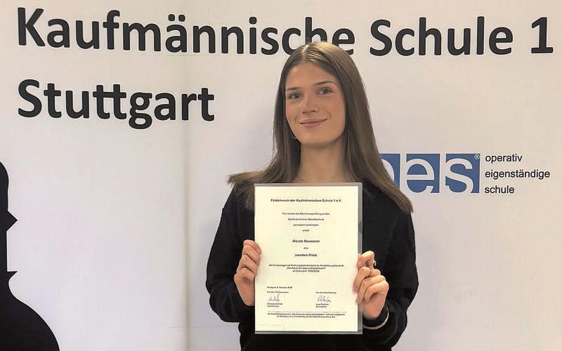 Nicole Neumann wurde für ihren Abschluss ausgezeichnet. GB-Foto: gb