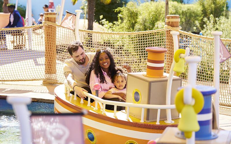Noch bis zum 14. September steht der Park ganz im Zeichen von „Peppas Piratenparty“. GB-Foto: Peppa Pig Park Günzburg