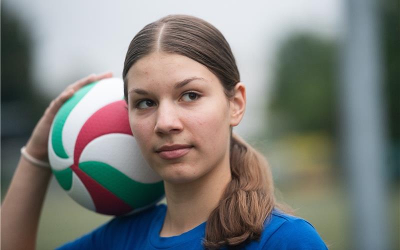 Nora Neuffer geht inzwischen in ihre achte Saison als Volleyballspielerin. GB-Fotos: Schmidt/gb