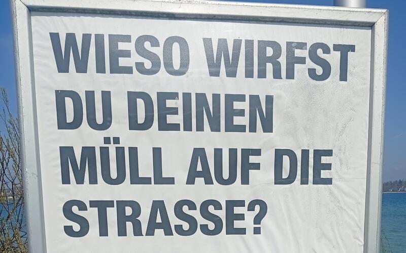 Ob Schilder wie dieses Übeltäter von der illegalen Müllentsorgung abhalten können? GB-Foto: gb