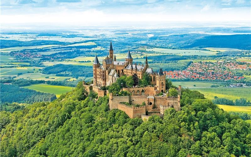 Ob nah wie auf der Burg Hohenzollern oder weiter weg im Technikmuseum in Speyer: Die Familien-Tour bereitet Freude GB-Fotos: gb