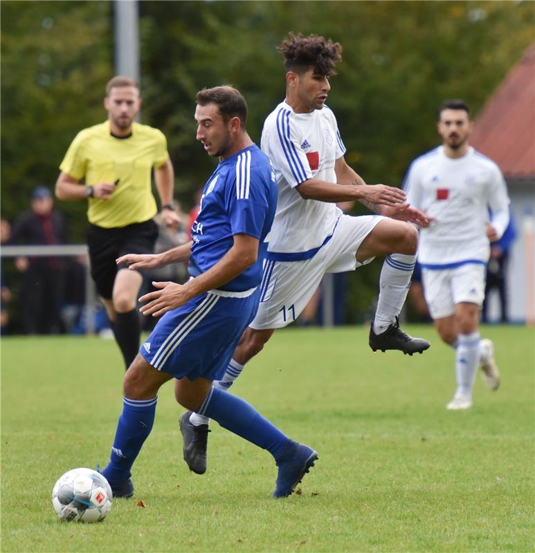 Oberjesingen, Sportplatz, Fußball-Kreisliga A2, SV Oberjesingen (weiß) - VfL Obe...