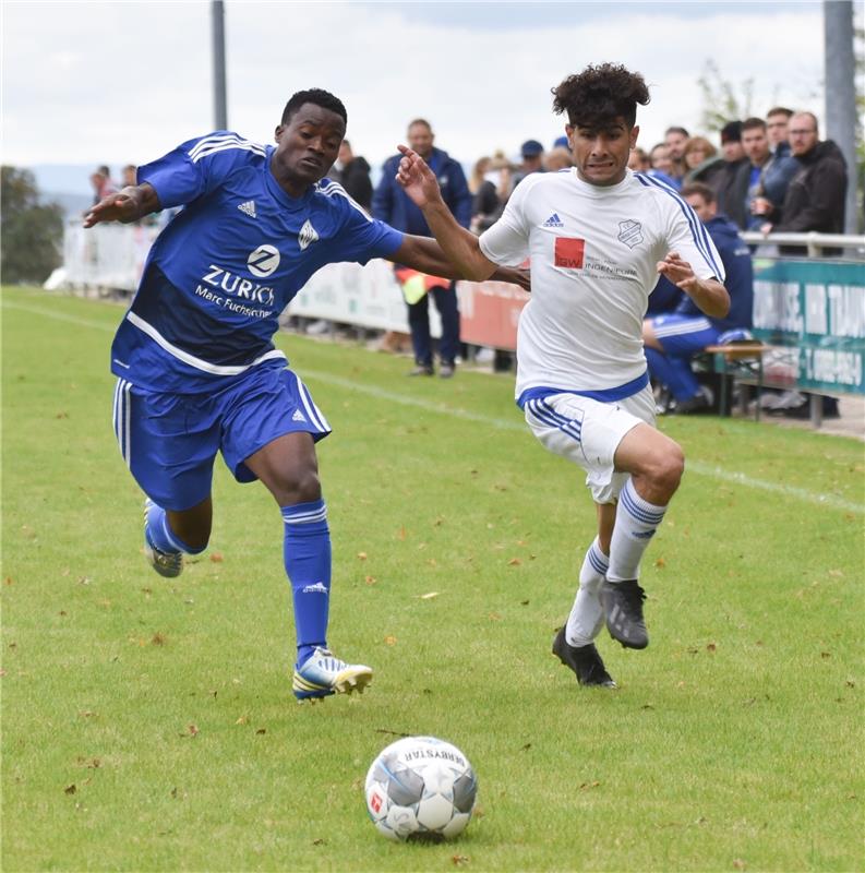 Oberjesingen, Sportplatz, Fußball-Kreisliga A2, SV Oberjesingen (weiß) - VfL Obe...