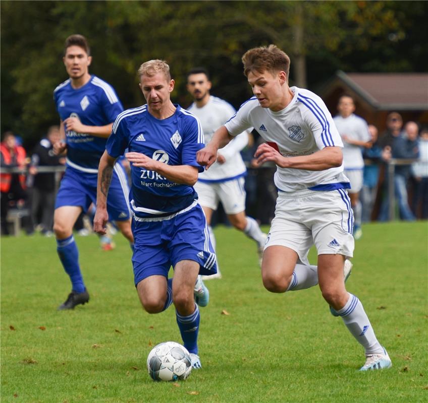 Oberjesingen, Sportplatz, Fußball-Kreisliga A2, SV Oberjesingen (weiß) - VfL Obe...