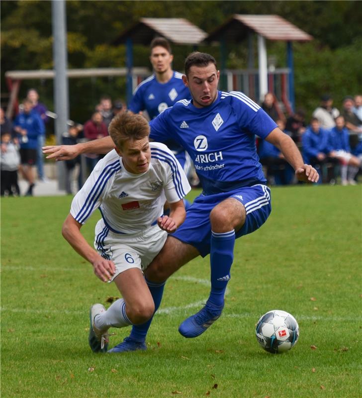 Oberjesingen, Sportplatz, Fußball-Kreisliga A2, SV Oberjesingen (weiß) - VfL Obe...