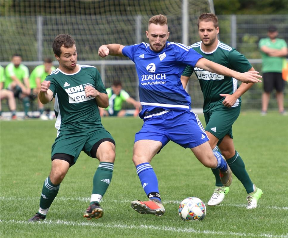 Oberjettingen, Sportplatz, Fußball Kreisliga A1, VfL Oberjettingen (blau) - TV A...