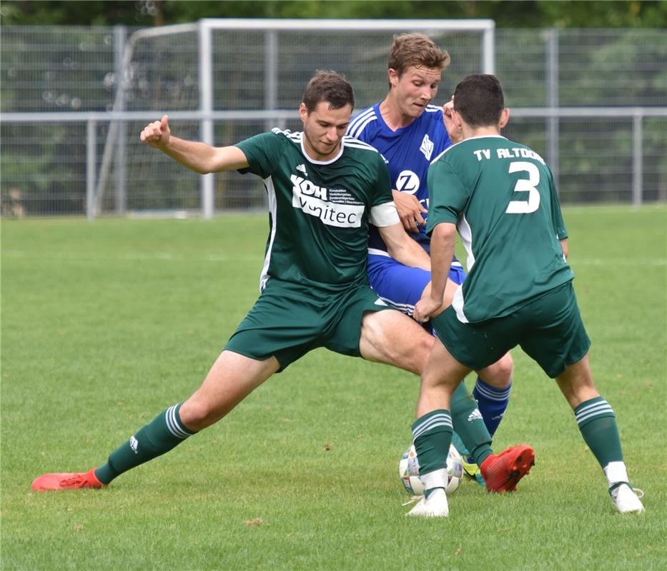 Oberjettingen, Sportplatz, Fußball Kreisliga A1, VfL Oberjettingen (blau) - TV A...