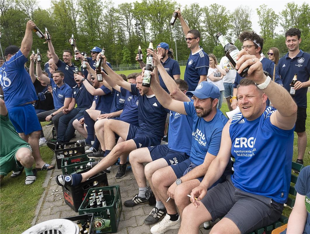 Oberjettingen feiert die Meisterschaft und den Aufstieg in die Bezirksliga - 5 /...