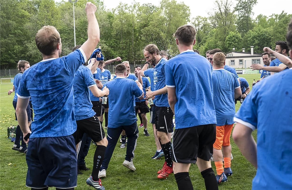 Oberjettingen feiert die Meisterschaft und den Aufstieg in die Bezirksliga - 5 /...