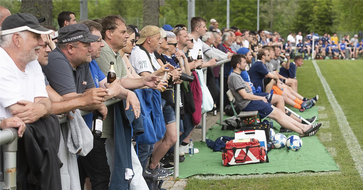 Oberjettingen feiert die Meisterschaft und den Aufstieg in die Bezirksliga - 5 /...