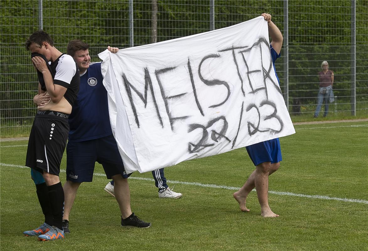 Oberjettingen feiert die Meisterschaft und den Aufstieg in die Bezirksliga - 5 /...