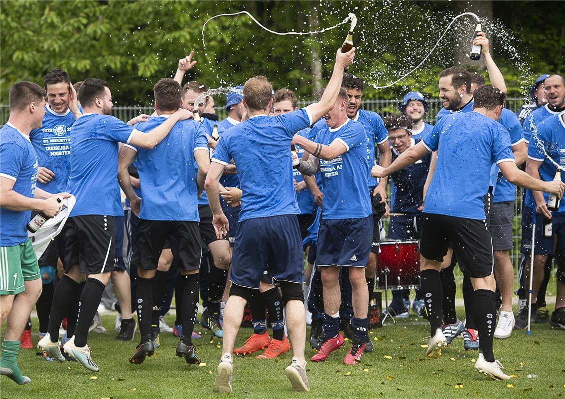 Oberjettingen feiert die Meisterschaft und den Aufstieg in die Bezirksliga - 5 /...