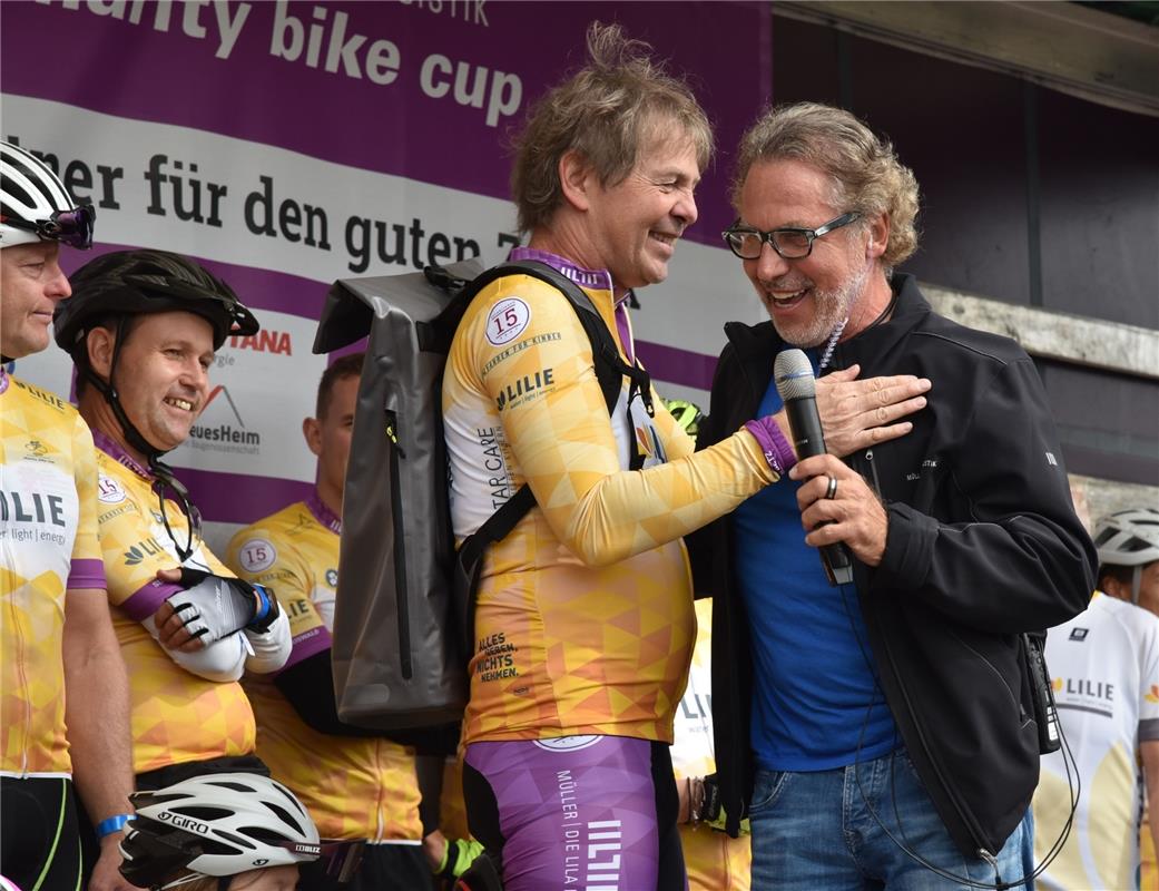 Öschelbronn, Radstadion, Bike Charity Cup, 2.v. rechts  Peter Freudenthaler (Foo...