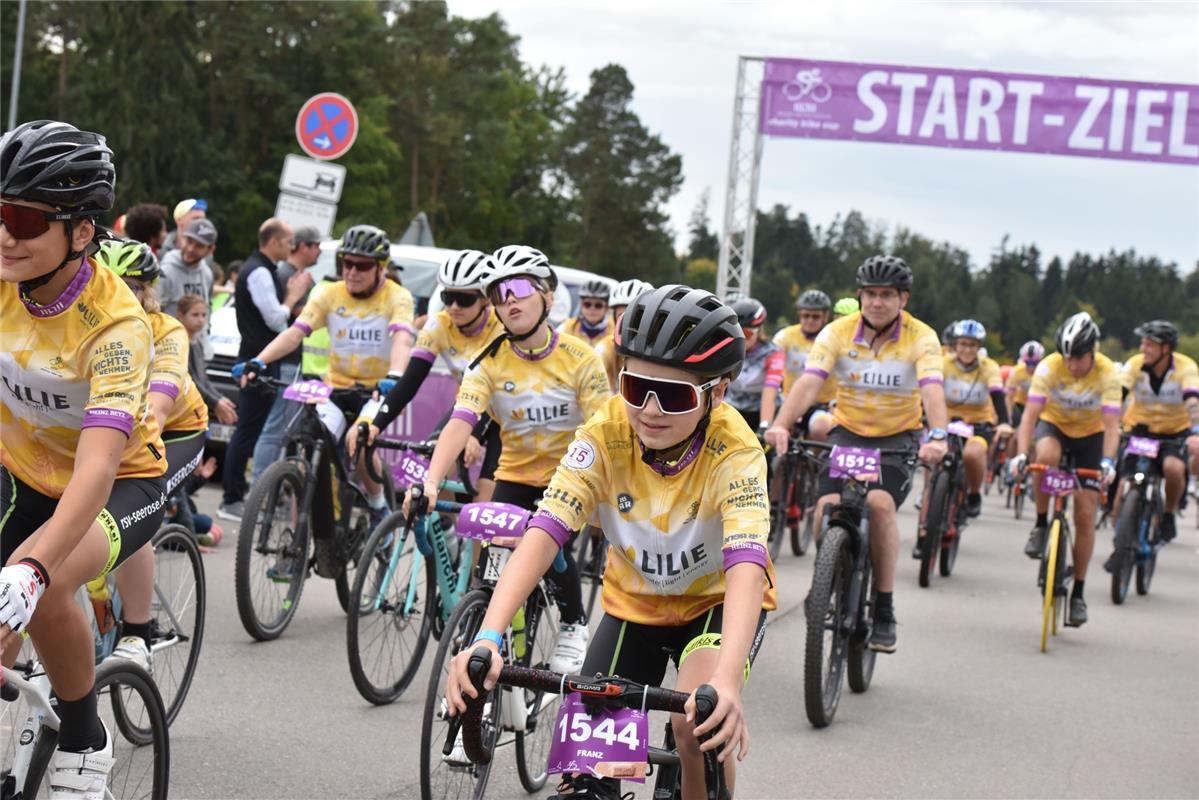 Öschelbronn, Radstadion, Bike Charity Cup,  GB-Foto: Vecsey