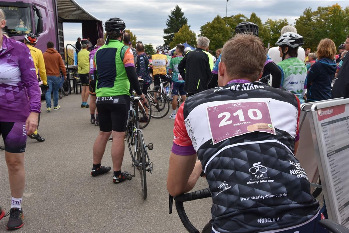 Öschelbronn, Radstadion, Bike Charity Cup,  GB-Foto: Vecsey