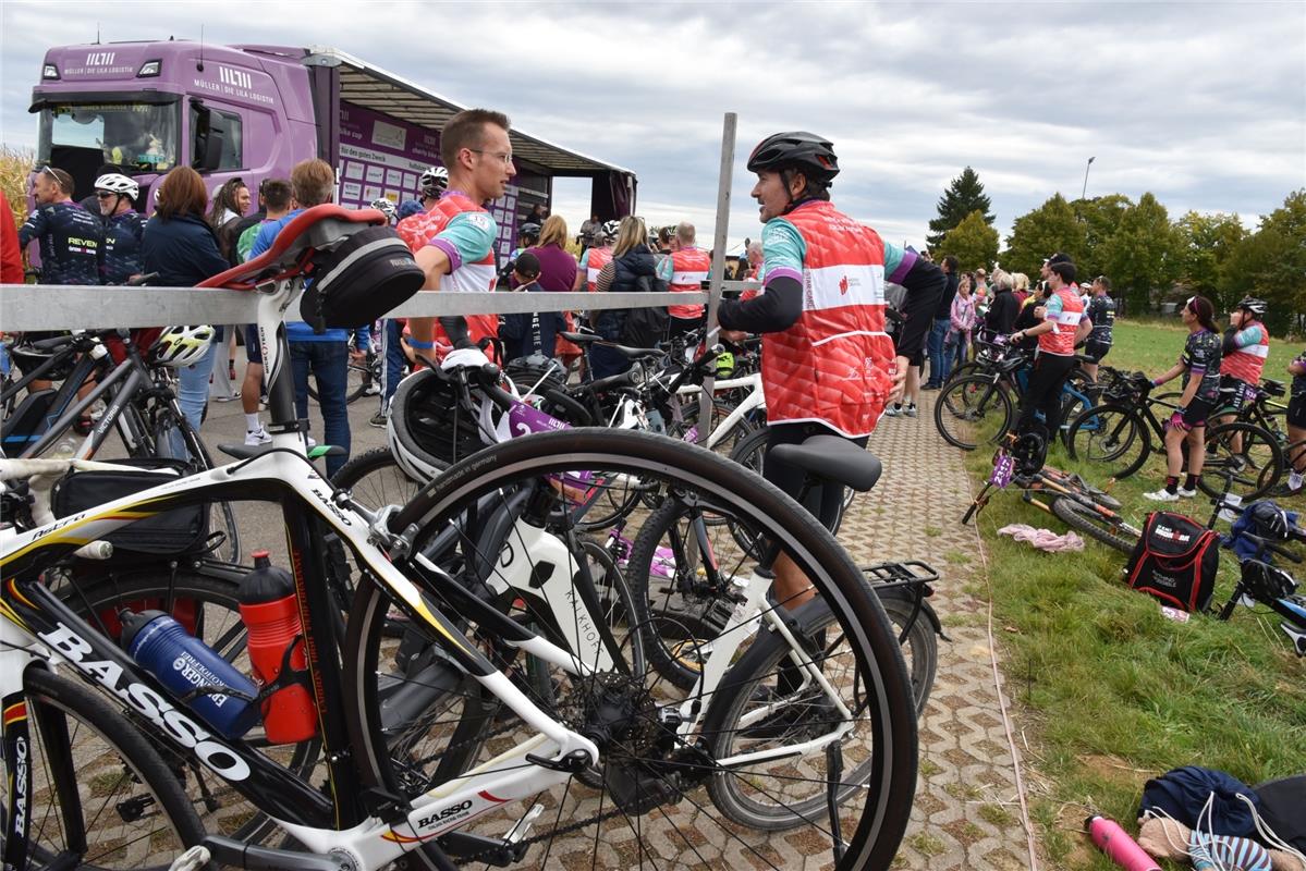 Öschelbronn, Radstadion, Bike Charity Cup,  GB-Foto: Vecsey