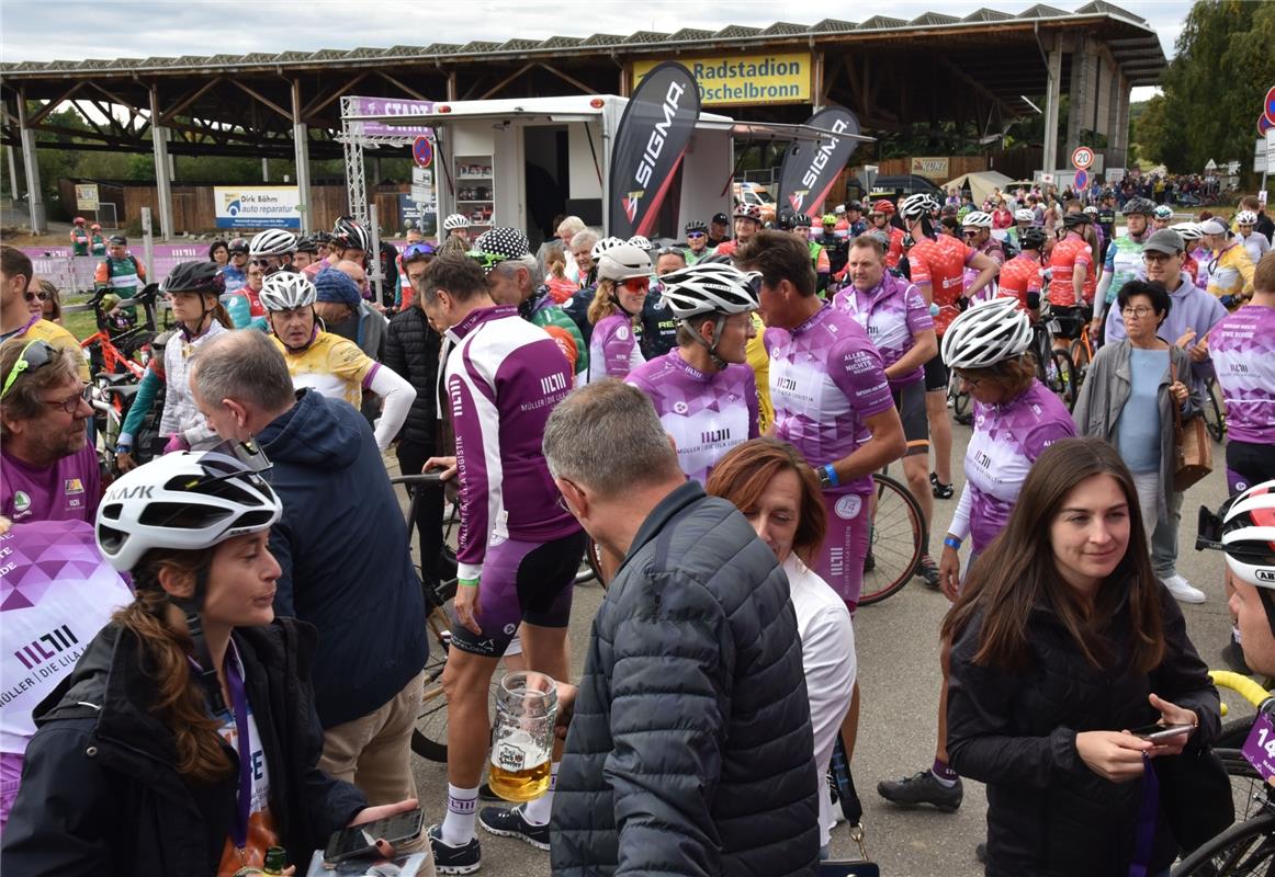 Öschelbronn, Radstadion, Bike Charity Cup,  GB-Foto: Vecsey