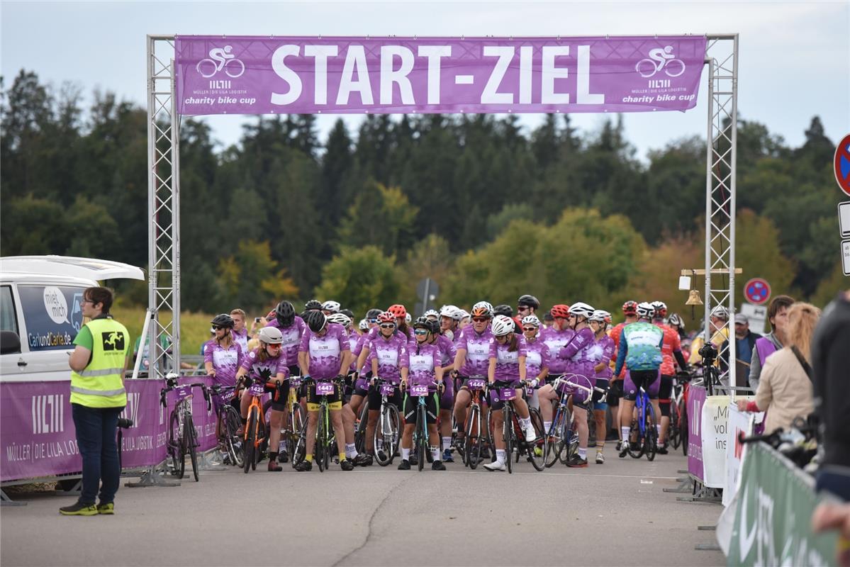 Öschelbronn, Radstadion, Bike Charity Cup,  GB-Foto: Vecsey