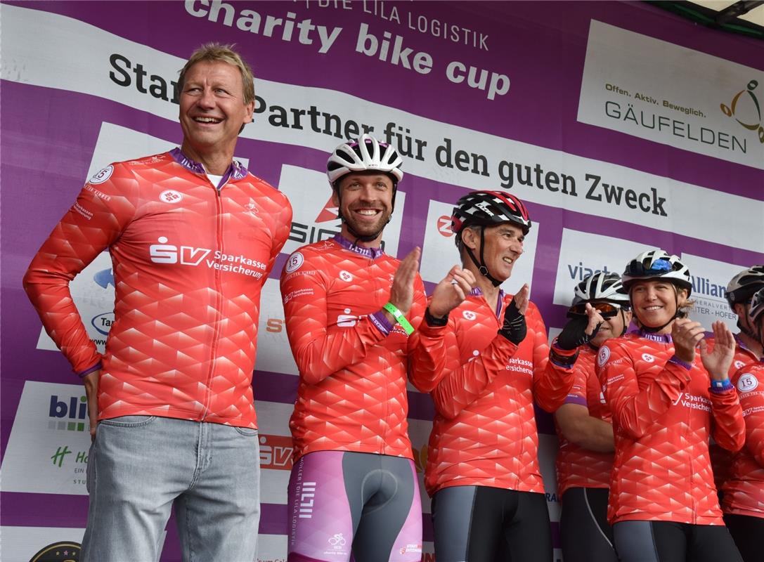 Öschelbronn, Radstadion, Bike Charity Cup, links Guido Buchwald,  GB-Foto: Vecse...