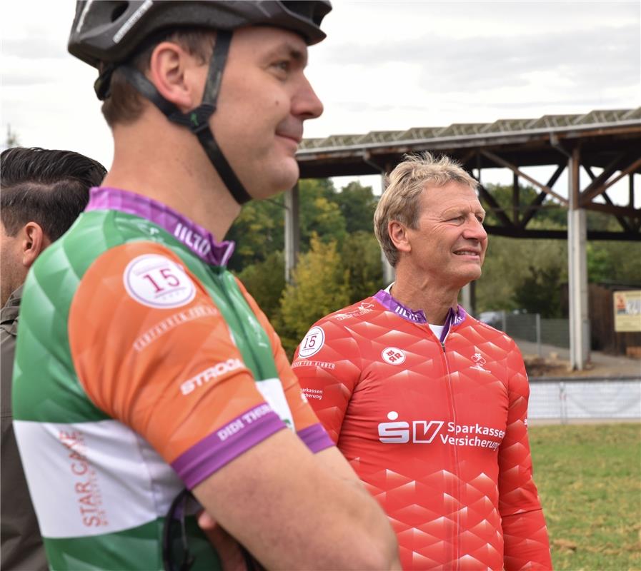 Öschelbronn, Radstadion, Bike Charity Cup,  rechts Guido Buchwald, GB-Foto: Vecs...