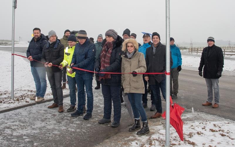 Offizielle Eröffnung des Teilstücks Eisberg VI mit seiner Anbindung an den Kreisverkehr und Radweg. GB-Foto: Vecsey