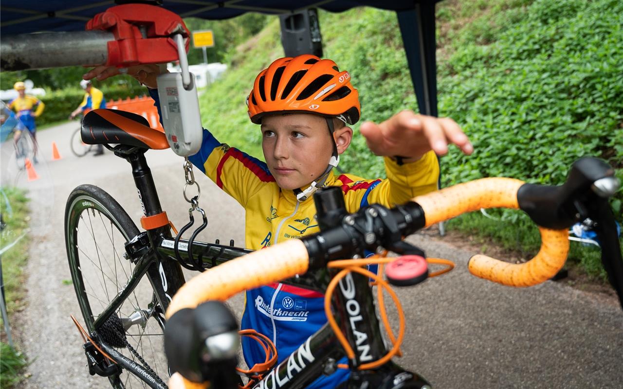 Paul Wörner beim Rad wiegen Bergzeitfahren Wildberg 8 / 2020 Foto: Schmidt