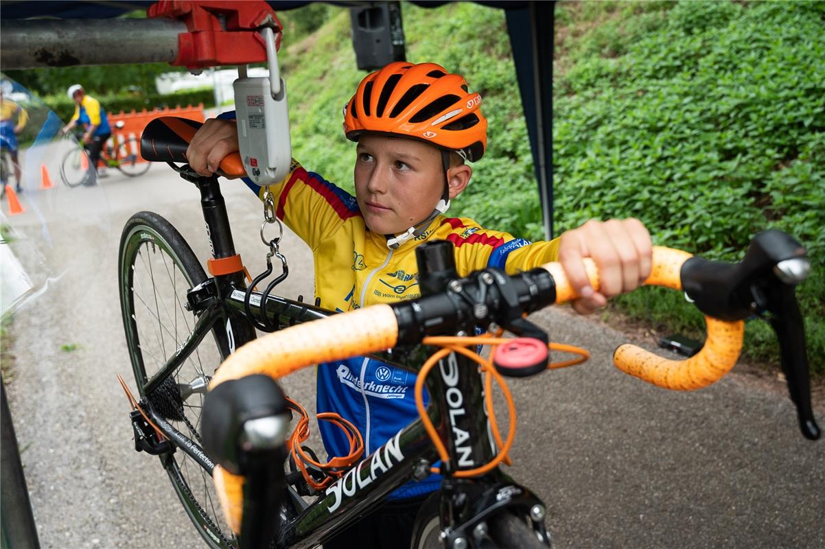 Paul Wörner beim Rad wiegen Bergzeitfahren Wildberg 8 / 2020 Foto: Schmidt