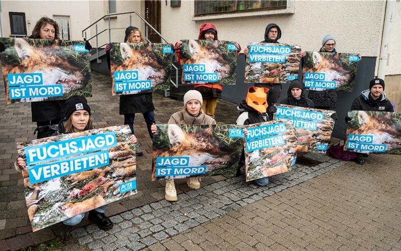 Peta-Aktivisten fordern, die Fuchsjagd zu verbieten. GB-Foto: Schmidt