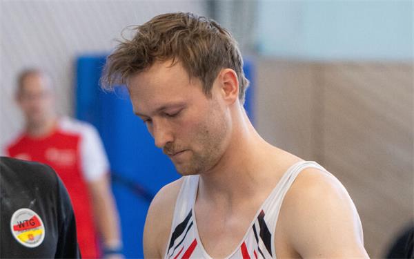 Philipp Lutz (WTG Heckengäu) stellt sich die Pauschen ein. GB-Foto: Blasberg