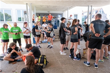 Herrenberg, Innenstadt, Altstadtlauf,  Albert-Schweitzer-Schule, Läuferbesprechung,  GB-Foto: Vecsey