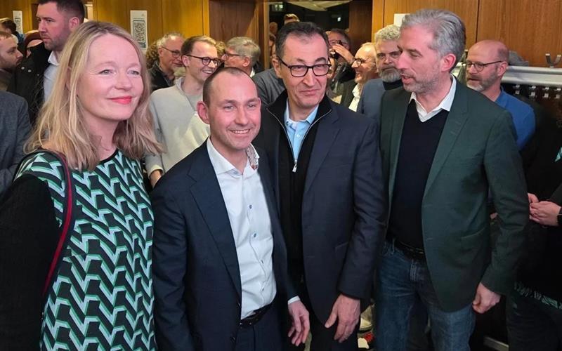 Politprominenz gratuliert Böblingens OB Belz zur Wiederwahl