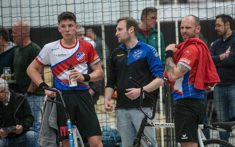 RVG-Trainer Kai Weiss kann in Esslingen beim zweiten Bundesliga-Spieltag wieder auf die Dienste von Luis Müller (links) zurückgreifen. GB-Foto: Schmidt