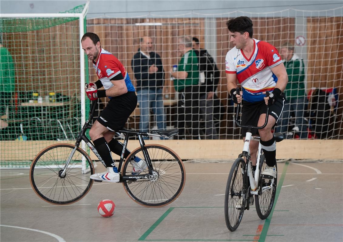 Radball Gärtringen 2  ( Kai Schäfer und Andy Berner ) gegen Gärtringen 3 ( Simon...