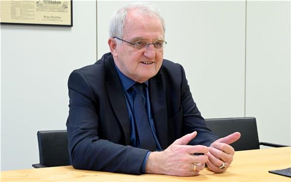 Rainer Wieland besuchte die „Gäubote“-Redaktion: „An den Rändern wird es immer andere Problemlagen geben als im hochverdichteten Zentrum.“ GB-Foto: Holom