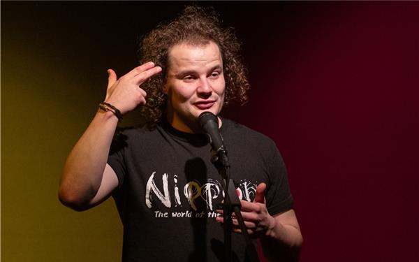 Richard König: Lust am Text, Leidenschaft für die Literatur. GB-Foto: Vecsey
