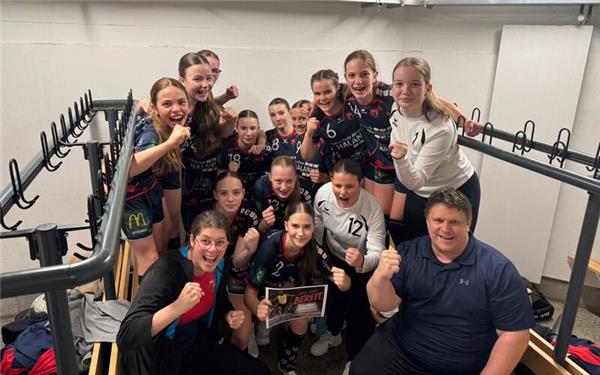 Riesenjubel bei den C-Juniorinnen der SG H2Ku Herrenberg. GB-Foto: gb