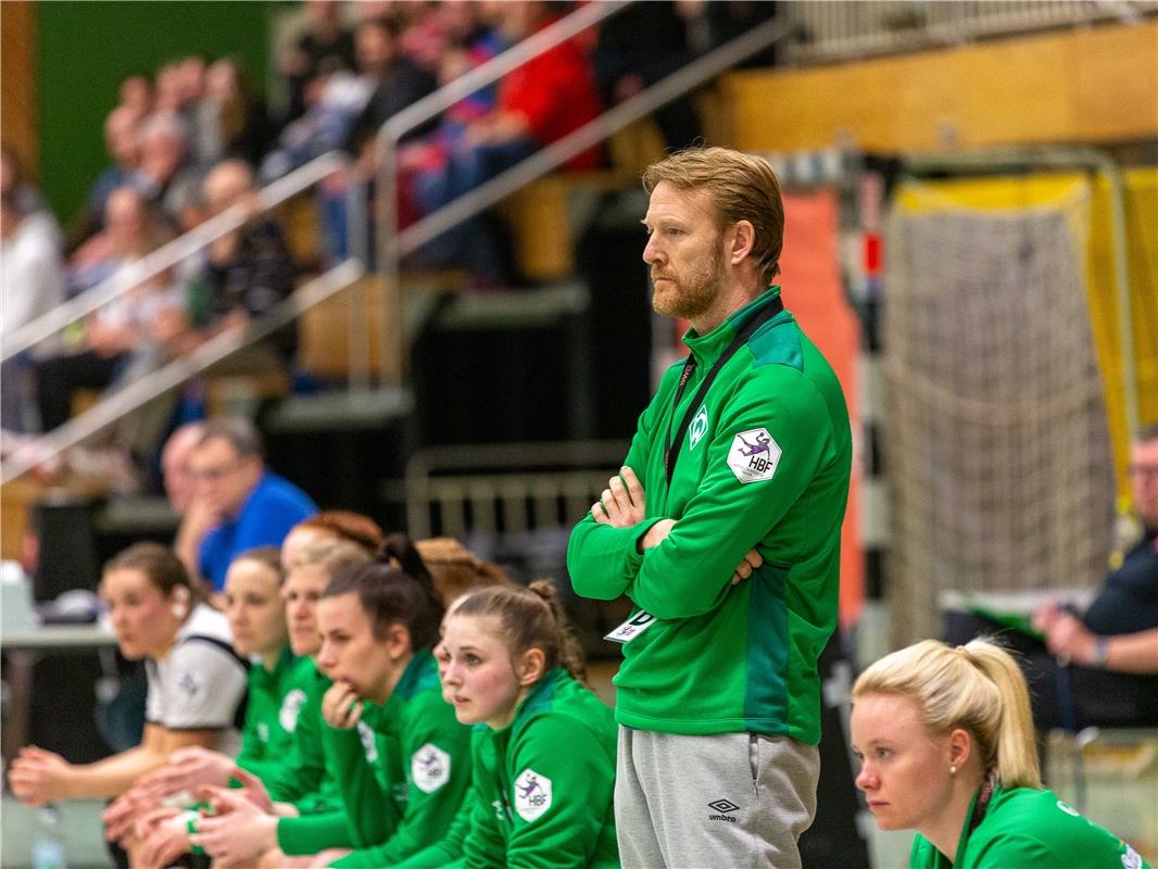 Robert Nijdam (Cheftrainer SV Werder Bremen) / SG H2Ku Herrenberg Kuties - SV We...