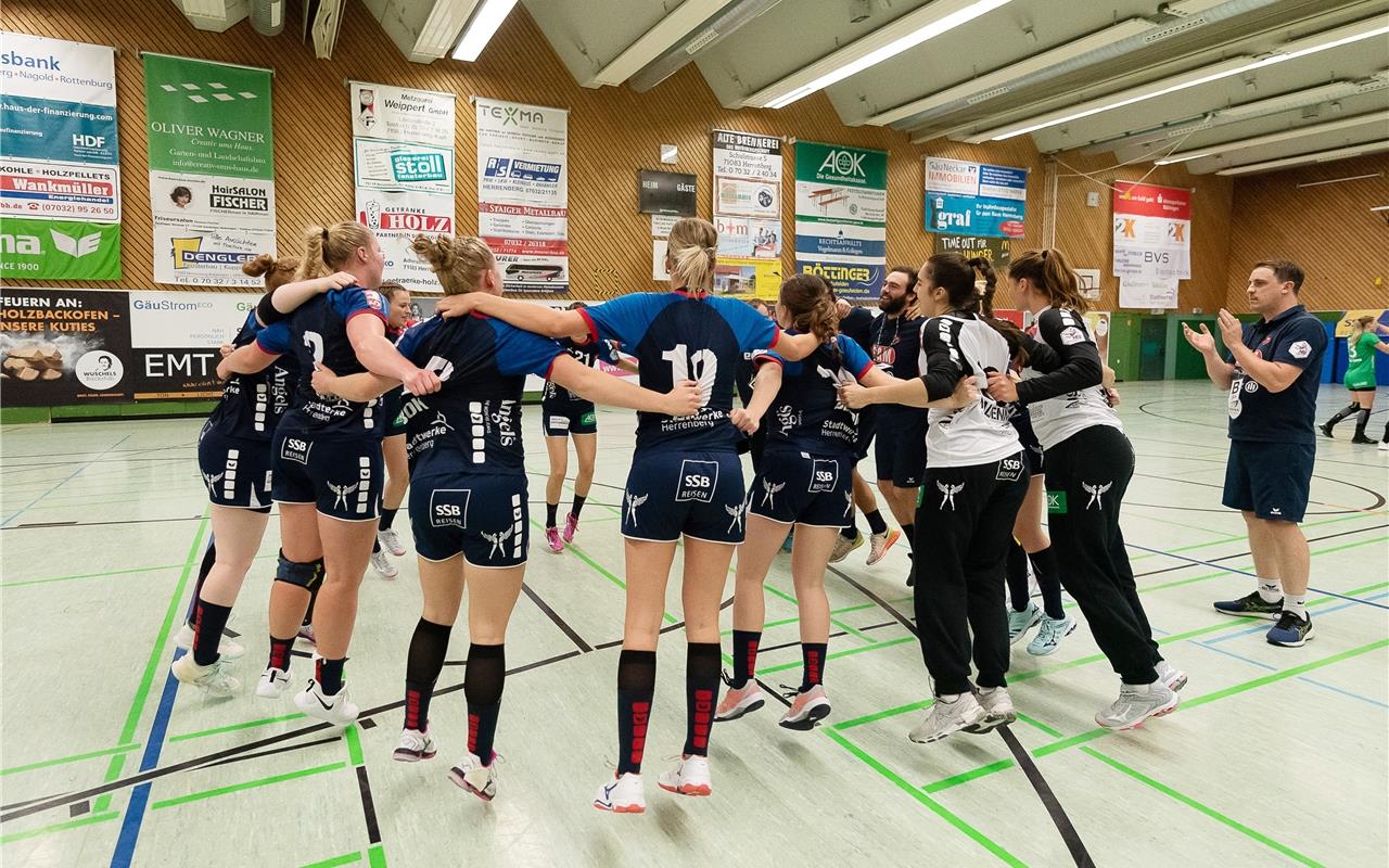 SG H2Ku Herrenberg vs. SG 09 Kirchhof, Handball, 2.Bundesliga, Frauen, HBF, Sais...