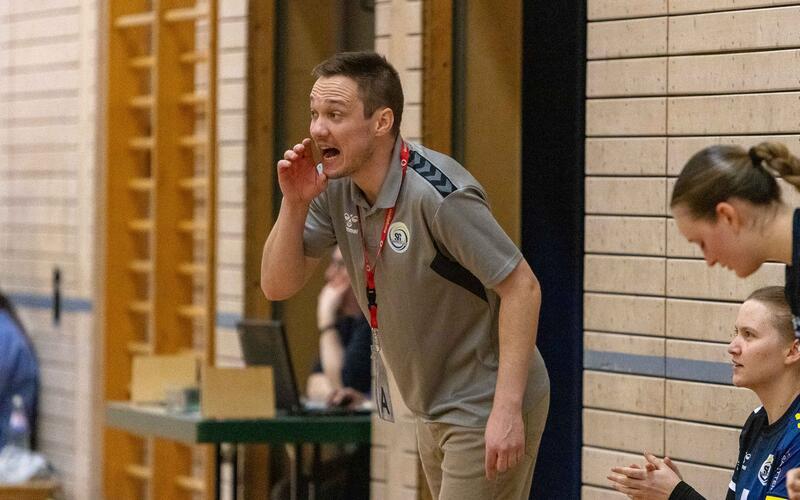 SG-Trainer Patrick Schmidt: Mit zwei Heimsiegen kann der Aufstieg perfekt gemacht werden. GB-Foto: Eibner/Lisa Edel