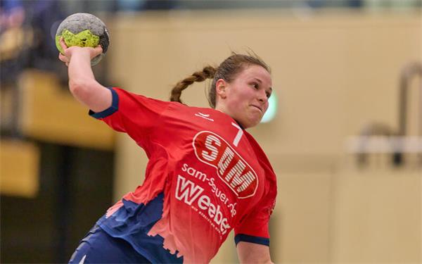 Sandra Kußmaul (SG H2Ku Herrenberg) hat nach langwierigen Kniebeschwerden unter der Woche im Training wieder voll angegriffen. GB-Foto: Eibner/Oelze-de Stoppany