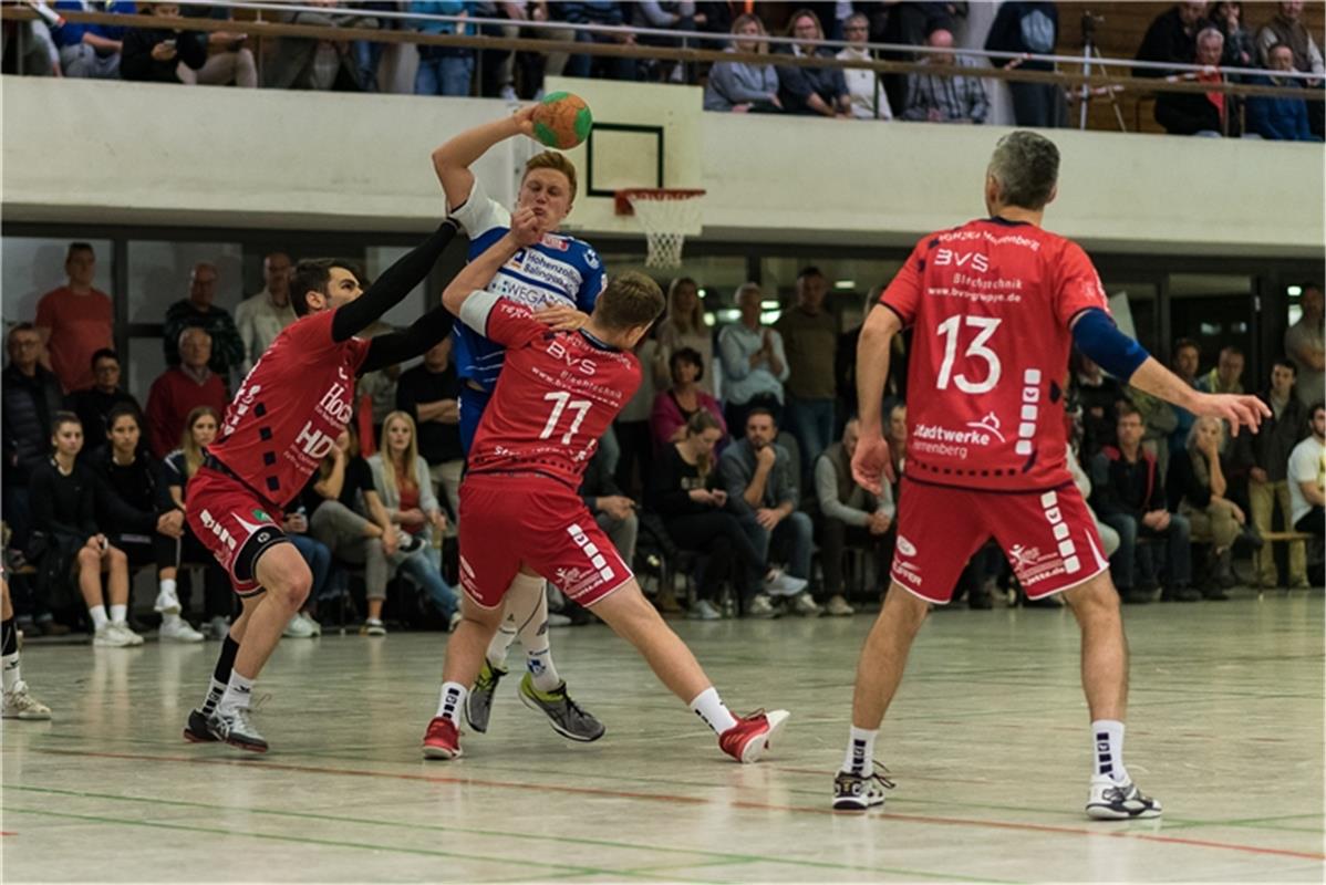 Sandro Muench (SG H2Ku Herrenberg #34), Nick Single (TV Weilstetten #03), Finn B...