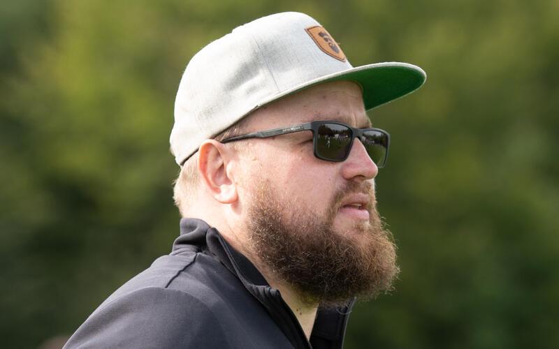 Sascha Deckers: Große Sorgen, dass das Spiel noch kippen könnte, machte sich der SVO-Spielleiter nicht. GB-Foto: Vecsey