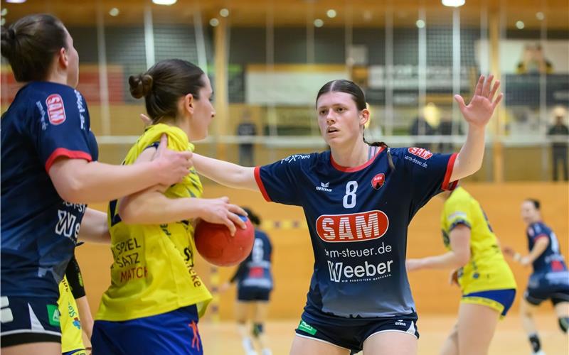 Saskia Schmidt (rechts) und ihre H2Ku-Mitspielerinnen haben nun Klarheit.GB-Foto: Eibner/Ulmer