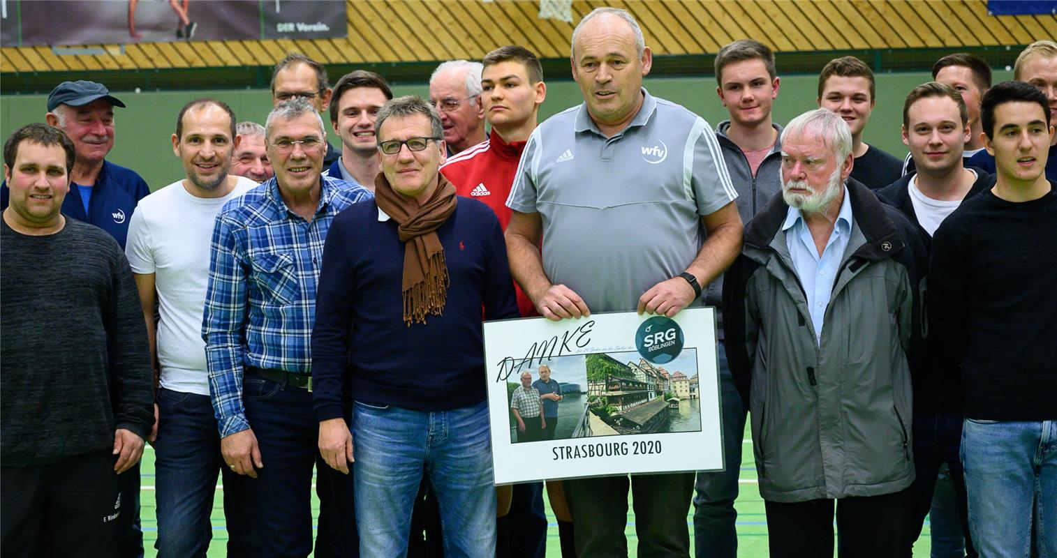 Schiri Thomas Schnaufer wird verabschiedet   Gäubote Cup 2019 Fußballturnier Hal...