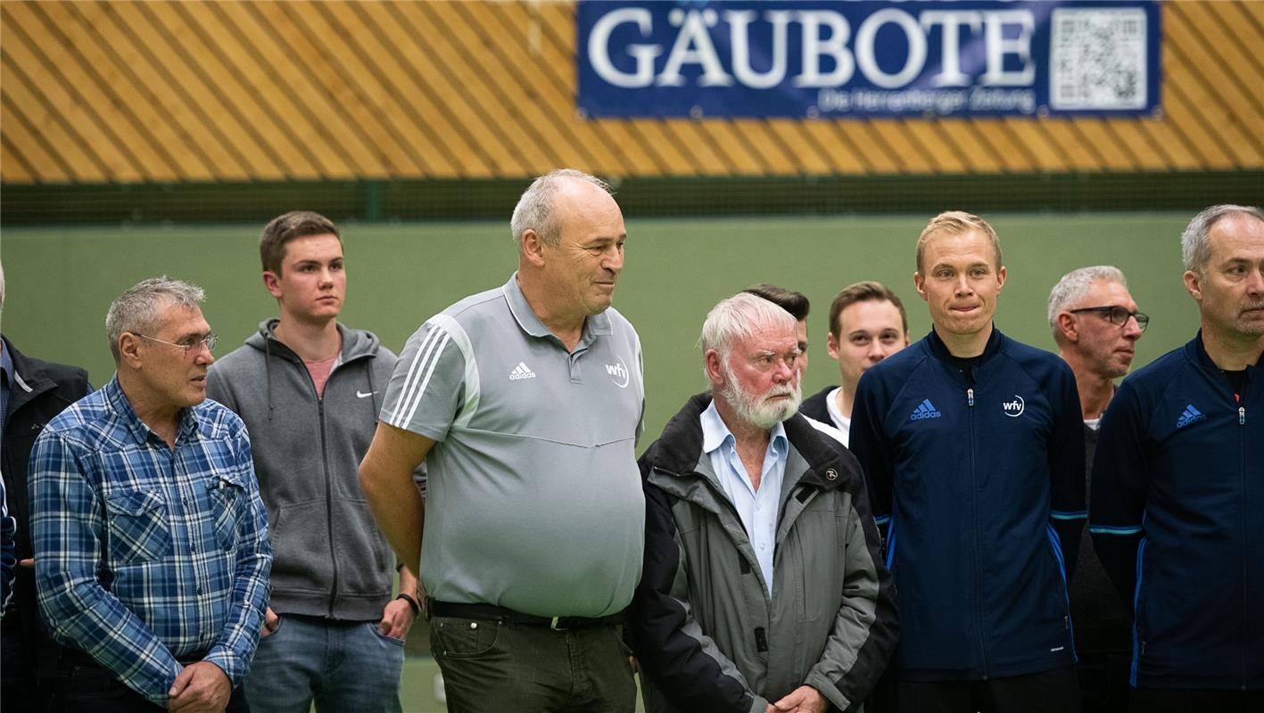 Schiri Thomas Schnaufer wird verabschiedet   Gäubote Cup 2019 Fußballturnier Hal...