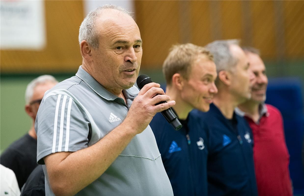 Schiri Thomas Schnaufer wird verabschiedet   Gäubote Cup 2019 Fußballturnier Hal...