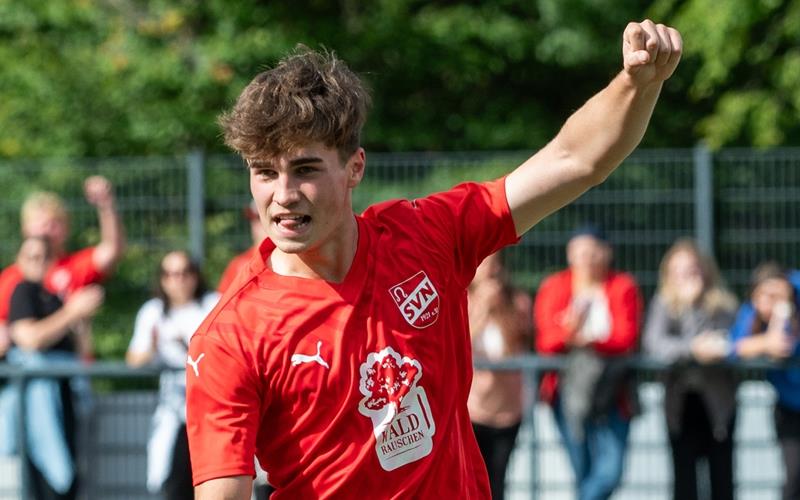 „Schlitzohr“ Matti Berner: Einen Steilpass vor dem SVD-Keeper Lars Pfeifer erlaufen und versenkt – 2:1. GB-Foto: Vecsey